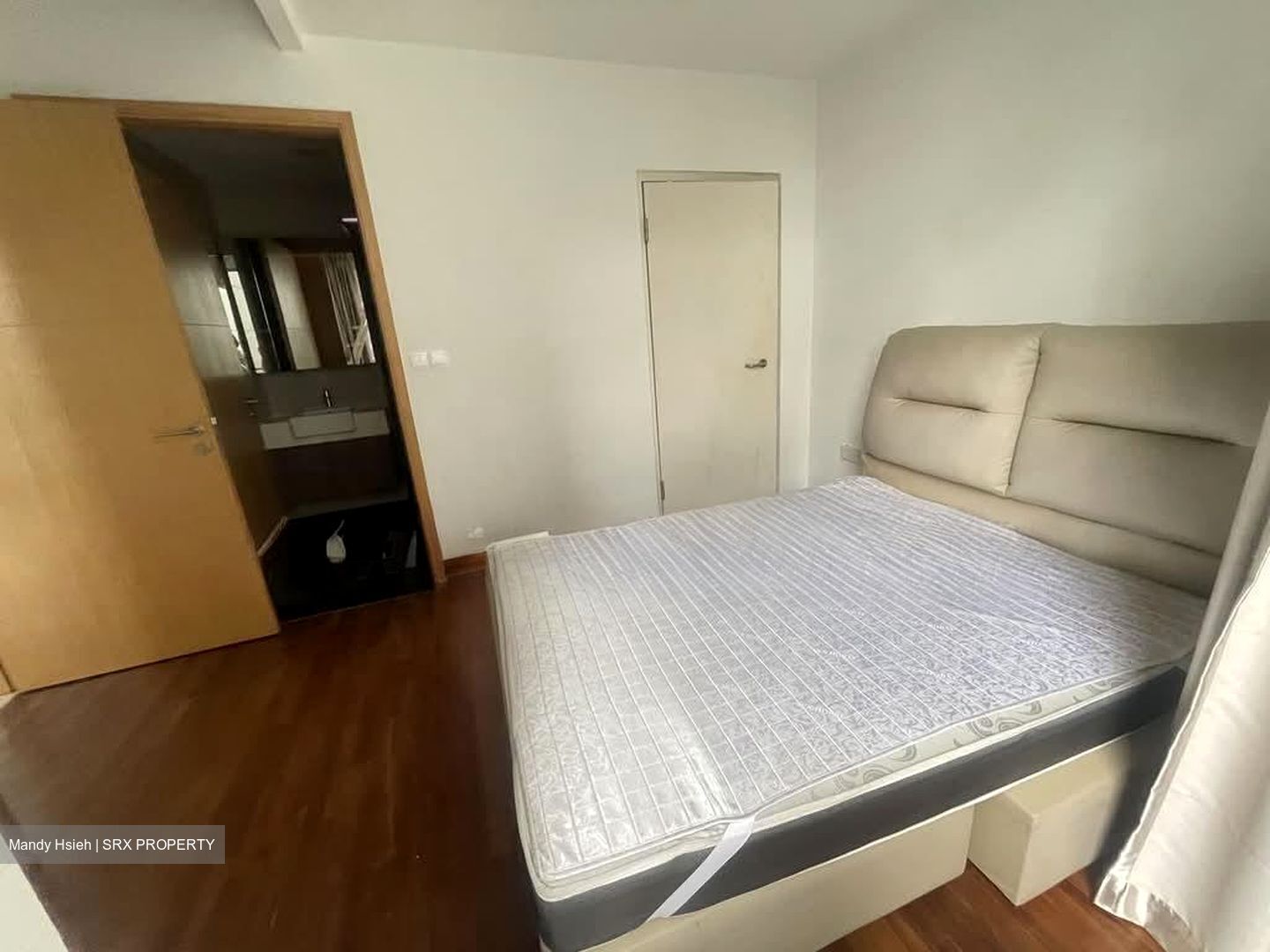 Casa Cambio (D19), Condominium #579803741